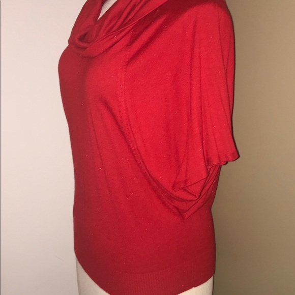 Raffaella Red cow neck short sleeve - Picture 5 of 7